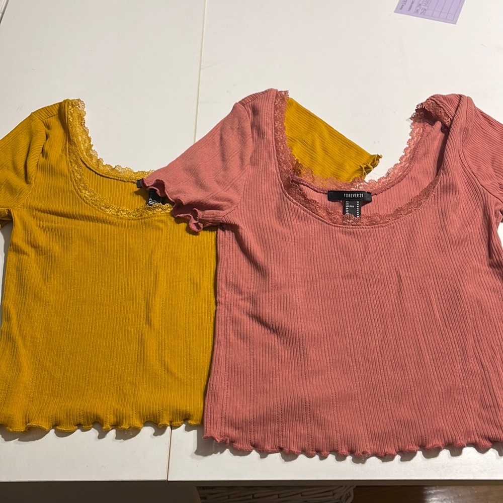 Womens medium crop top